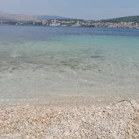 Penthouse Kvesic Appartement Trogir