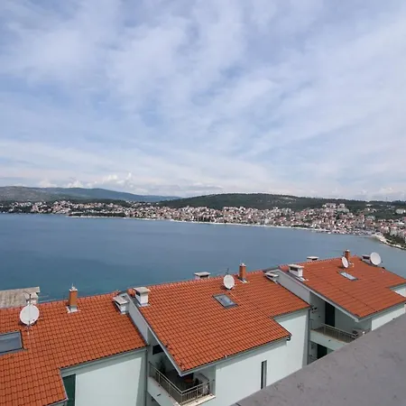 Penthouse Kvesic Lejlighed