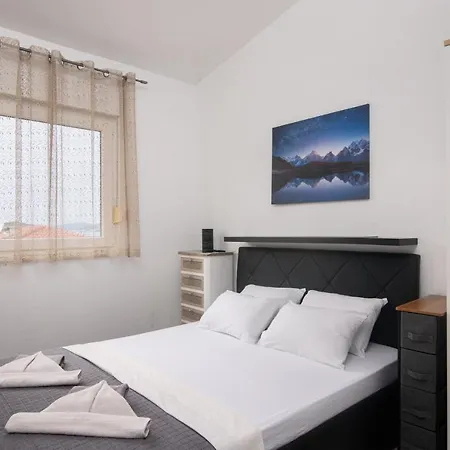 Lejlighed Penthouse Kvesic